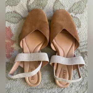 Born suede flats size 7